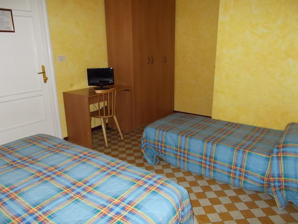 Albergo Stazione Brescia Phòng bức ảnh